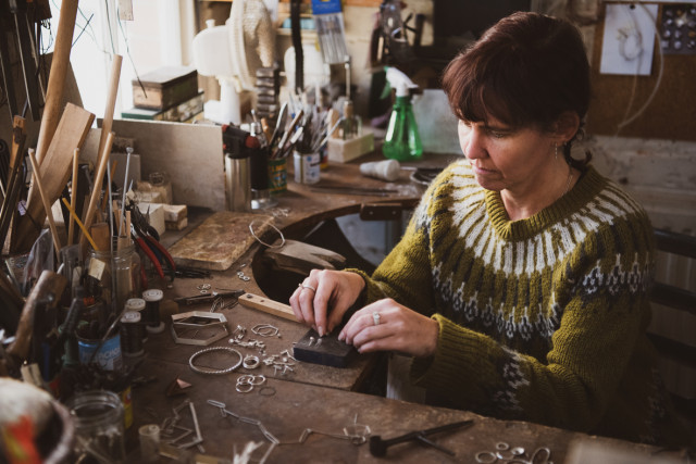 Laila Smith Silver Necklace Workshop