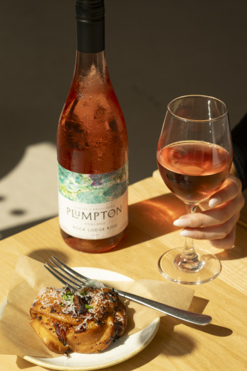 One Garden Brighton 03 25 83