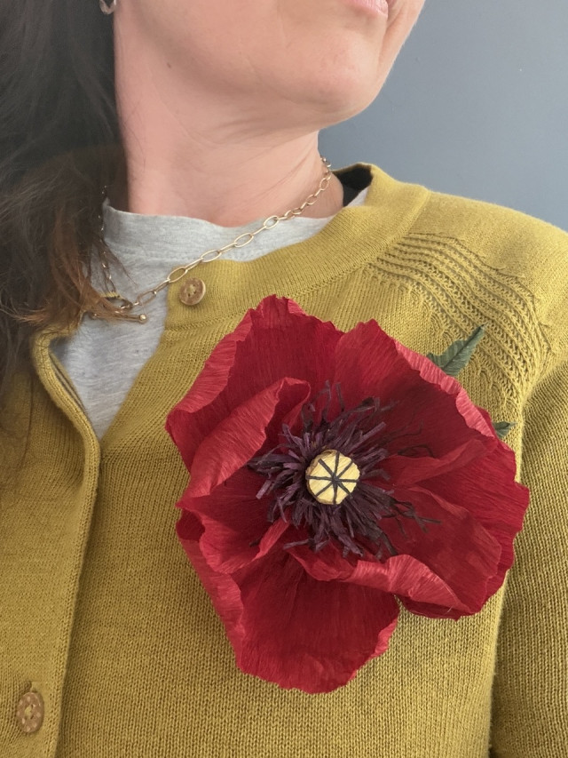 Poppy brooch